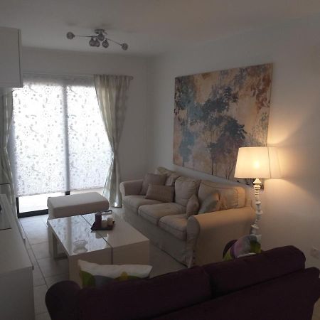 Horizon Luxury Apartment 4 Larnaca Esterno foto