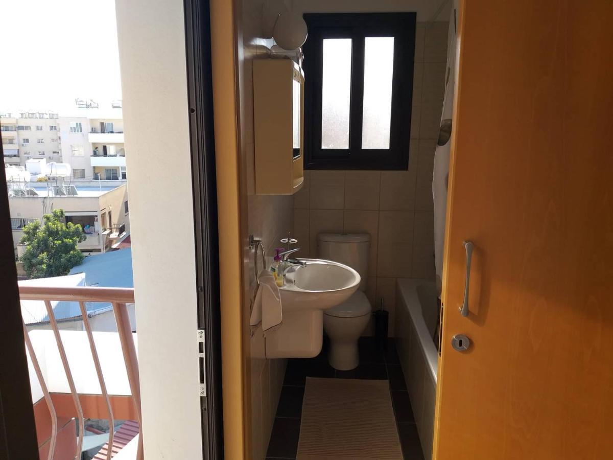 Horizon Luxury Apartment 4 Larnaca Esterno foto