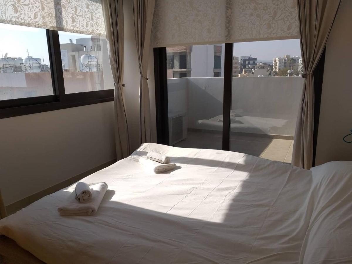 Horizon Luxury Apartment 4 Larnaca Esterno foto