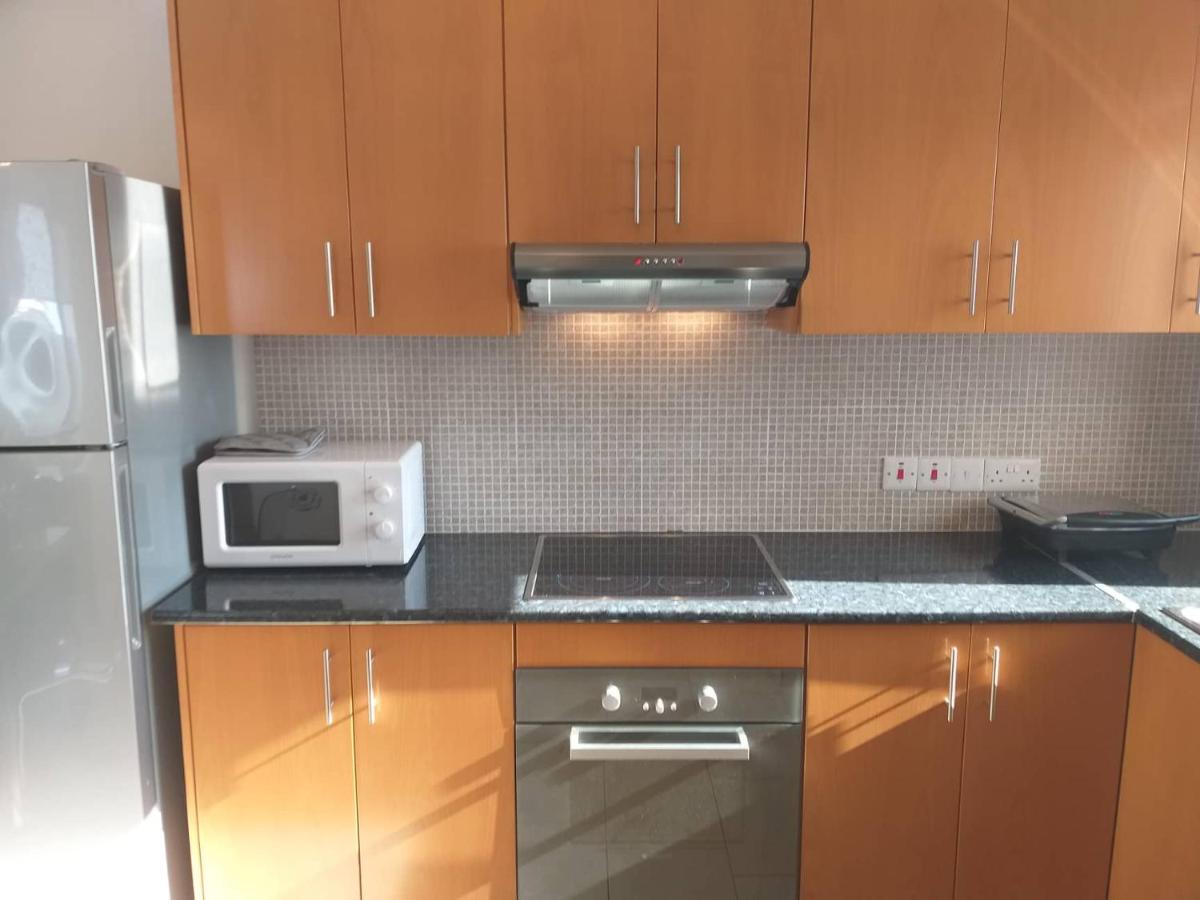 Horizon Luxury Apartment 4 Larnaca Esterno foto
