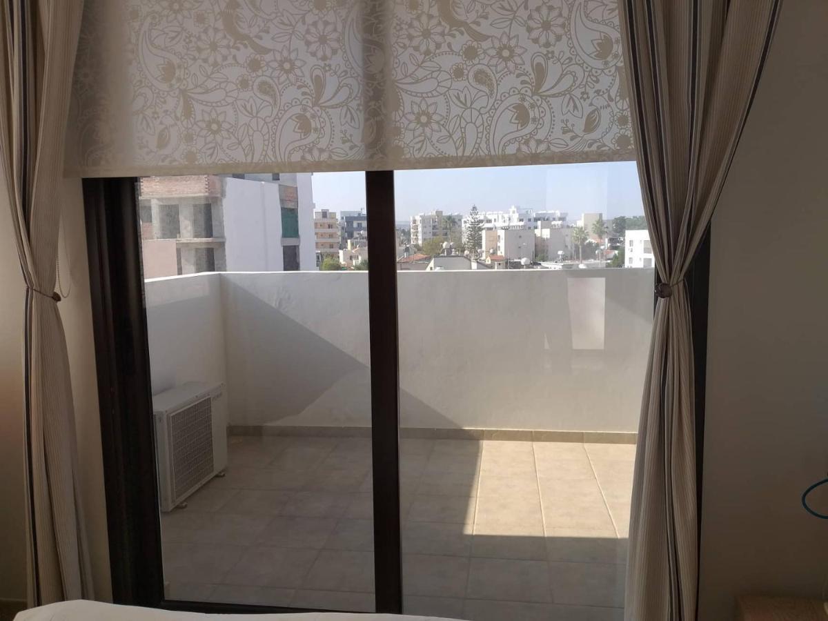 Horizon Luxury Apartment 4 Larnaca Esterno foto