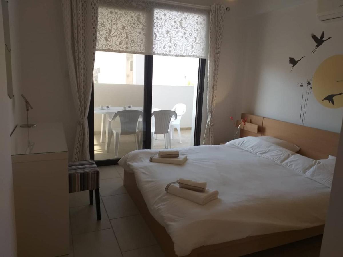 Horizon Luxury Apartment 4 Larnaca Esterno foto