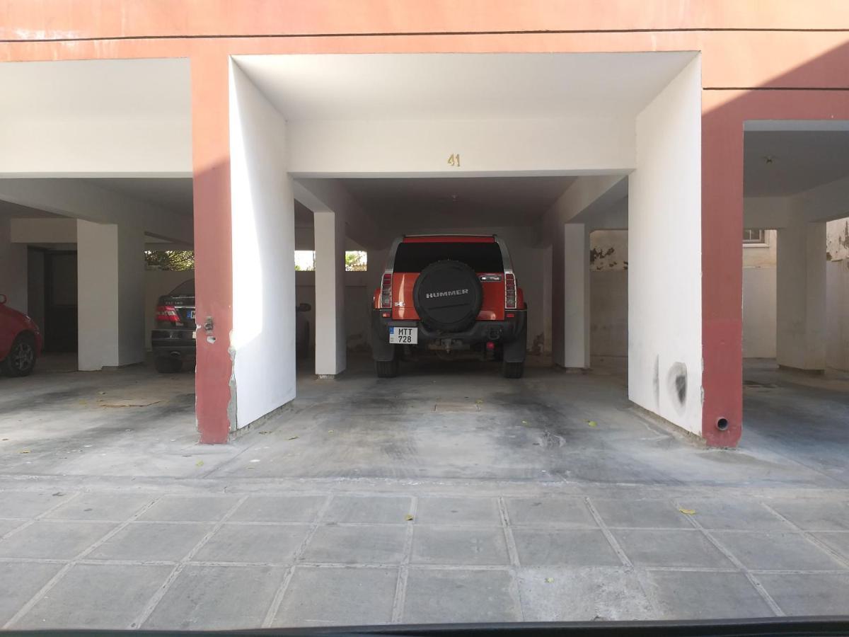 Horizon Luxury Apartment 4 Larnaca Esterno foto