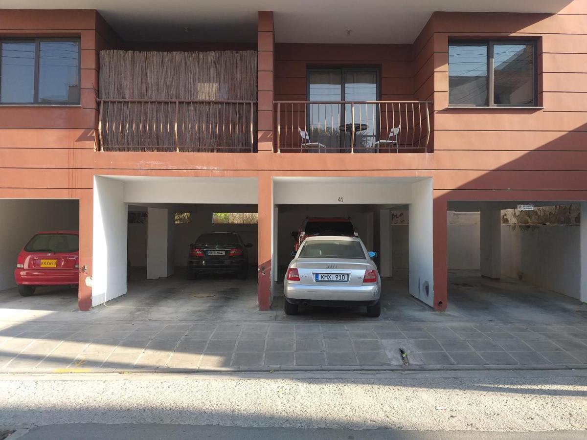 Horizon Luxury Apartment 4 Larnaca Esterno foto