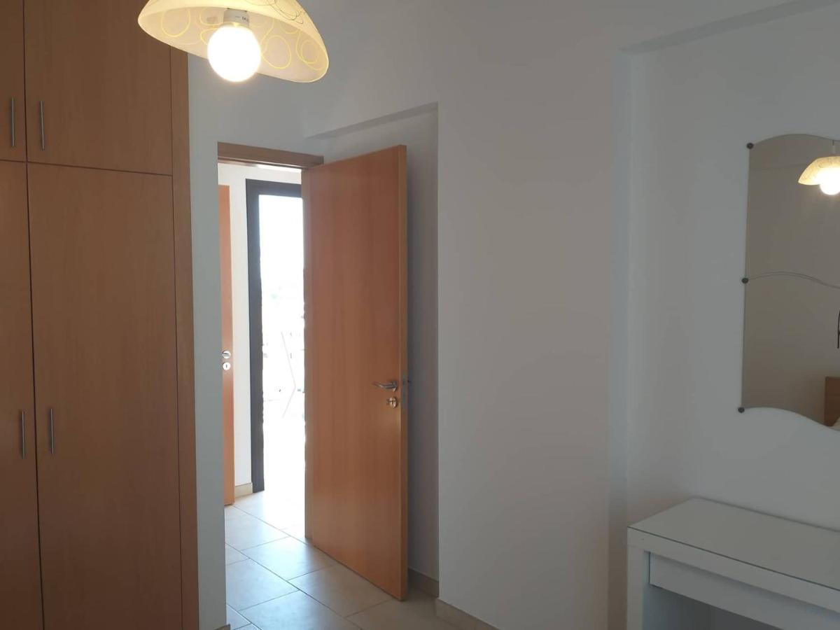 Horizon Luxury Apartment 4 Larnaca Esterno foto