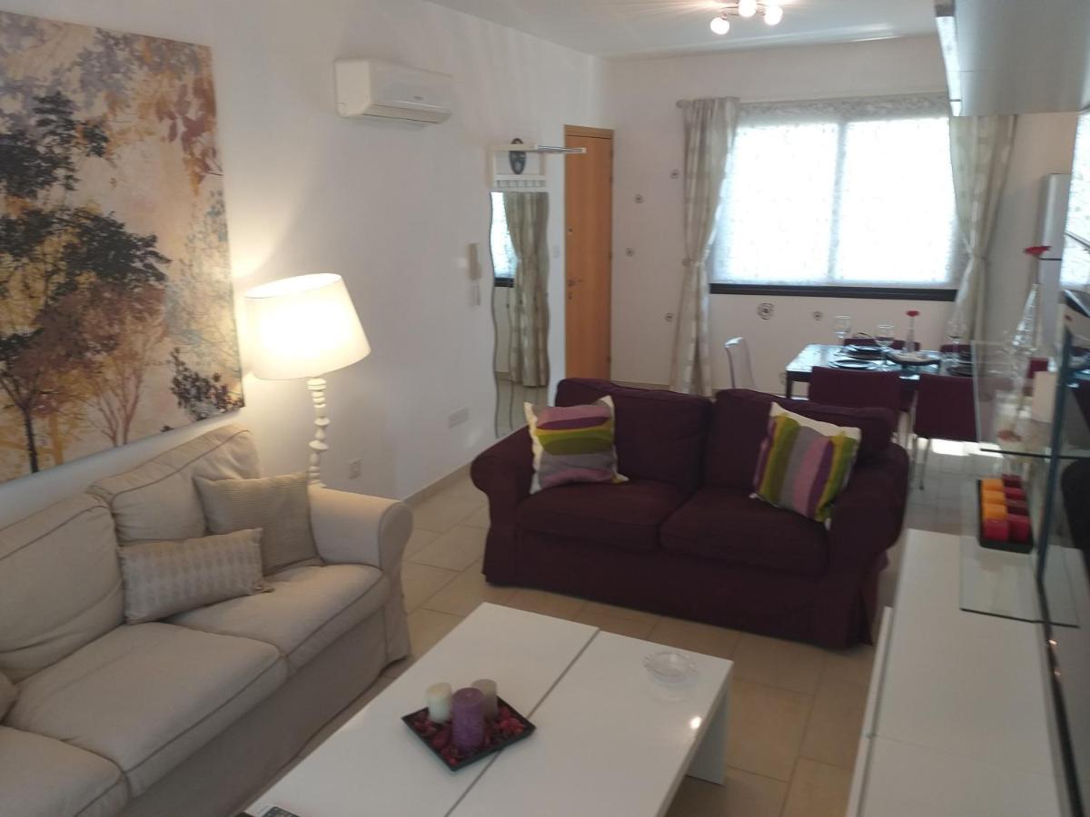 Horizon Luxury Apartment 4 Larnaca Esterno foto